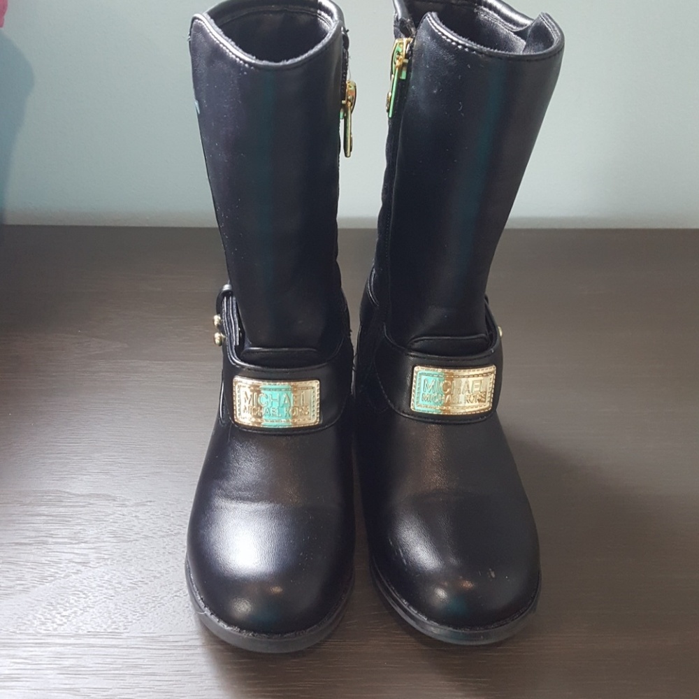 Michael Kors girls toddler boot